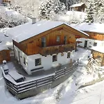 Emely Chalet *