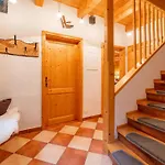 Emely Chalet