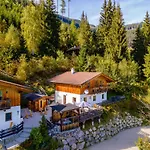 Chalet Emely Piesendorf